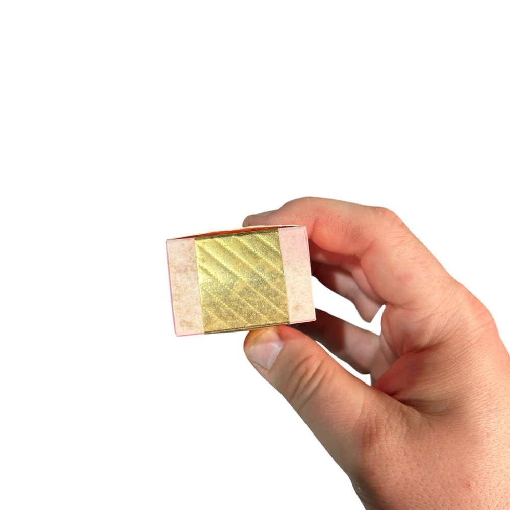 Estee Lauder Beautiful Perfume for Women 1.0 Oz /
30 MI Eau De Parfum Spray - Picture 3 of 8